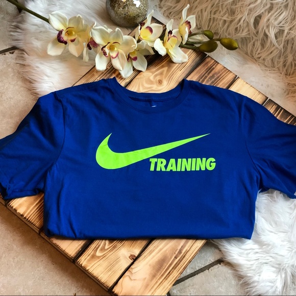 SOLD 🅝🅘🅚🅔 🅣🅡🅐🅘🅝🅘🅝🅖 🅣-🅢🅗🅘🅡🅣 - Picture 2 of 2